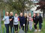 Seymour Cheerleaders giving back to the community on Earth Day!